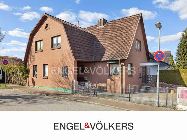 Wohnung zum Kauf 235.000 € 3 Zimmer 85 m² Dachgeschoss Am Reesenbüttel Ahrensburg 22926