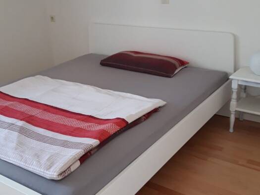 Wohnung zur Miete auf Zeit 1.050 € 2 Zimmer 55 m² frei ab 01.10.2026 Weinsteige Beutelsbach Weinstadt 71384