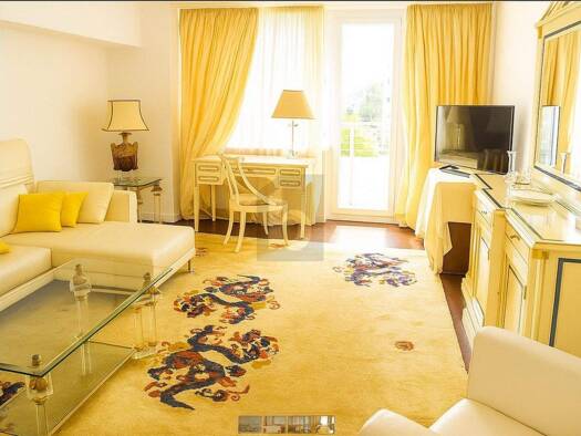 Wohnung zur Miete 2.300 € 3 Zimmer 100 m² 8. Geschoss Mitte Berlin-Mitte 10117