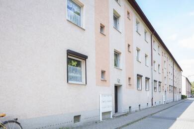 Wohnung zur Miete 272 € 2 Zimmer 38,8 m² 3. Geschoss Merseburger Straße 255 Damaschkestraße Halle 06130