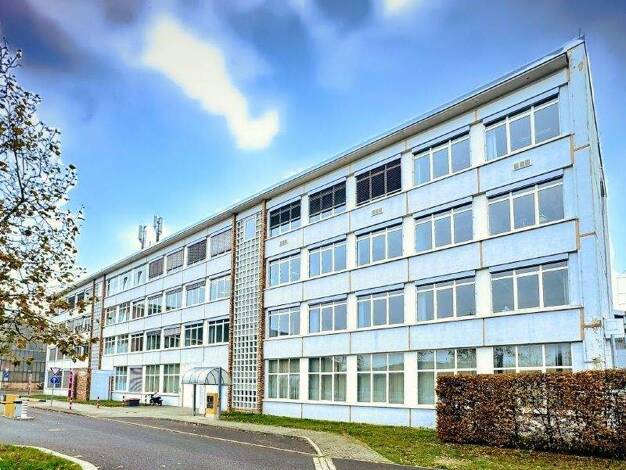 Bürofläche zur Miete provisionsfrei 11 € 241 m² Bürofläche Klotzsche Dresden 01109