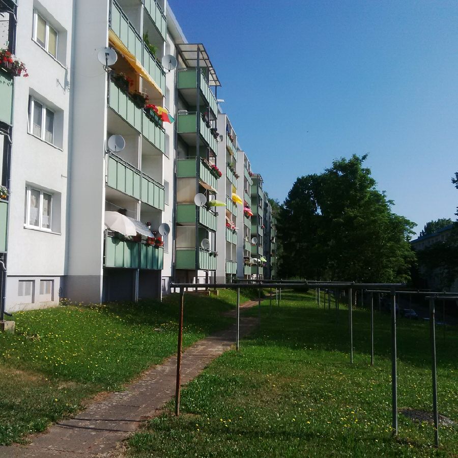 Wohnung zur Miete 300 € 3 Zimmer 59 m²<br/>Wohnfläche 2.<br/>Geschoss Helbersdorfer Straße 12 h Helbersdorf 610 Chemnitz 09120