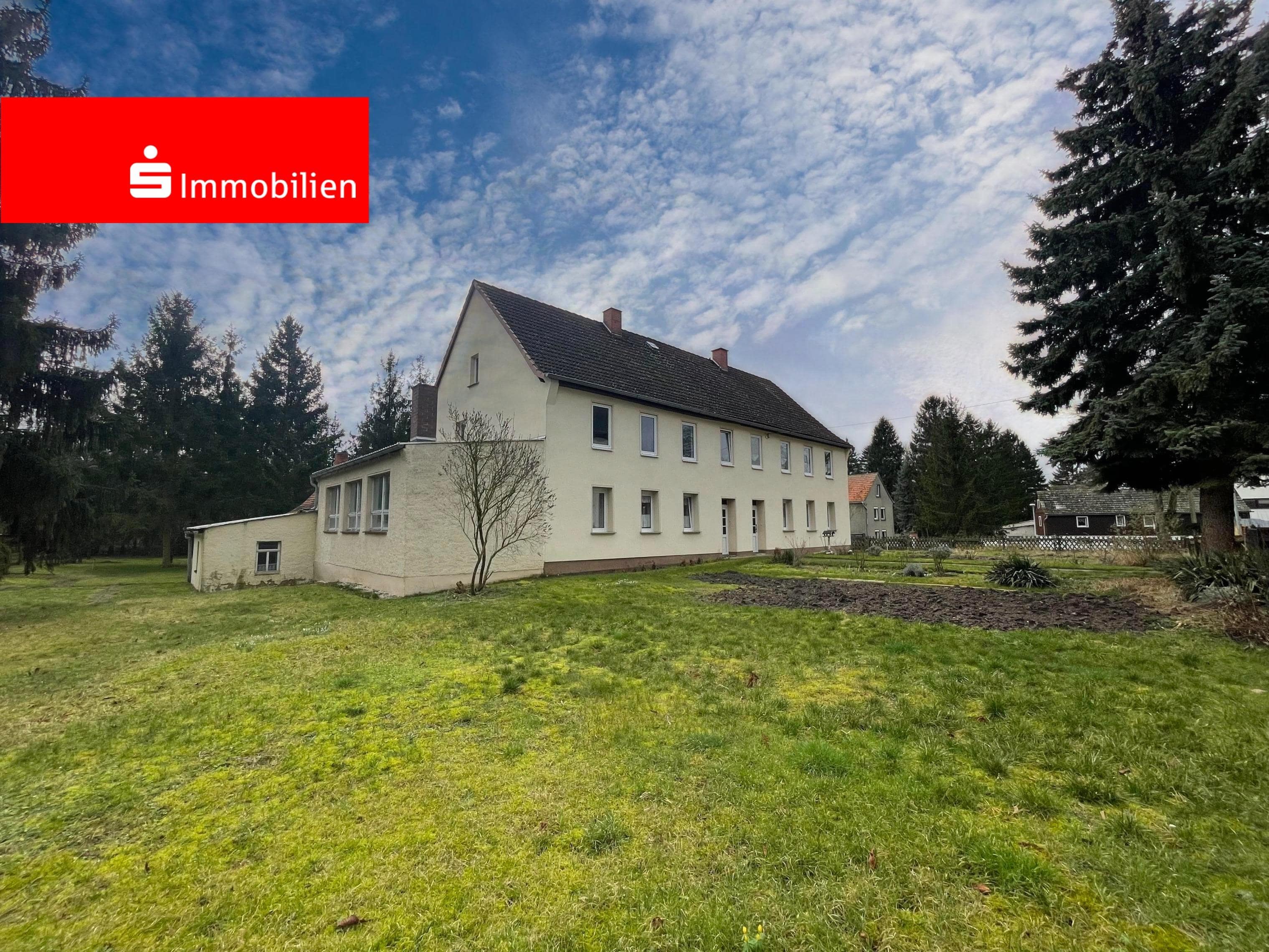 Mehrfamilienhaus zum Kauf provisionsfrei 165.000 € 12 Zimmer 352 m²<br/>Wohnfläche 2.466 m²<br/>Grundstück Großmonra Kölleda 99625