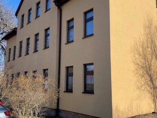 Wohnung zur Miete 224 € 1 Zimmer 28 m² 1. Geschoss frei ab sofort Grethenstraße 1 Elgersburg 98716