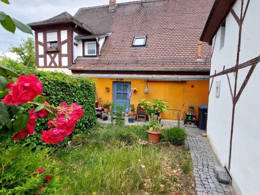 Einfamilienhaus zum Kauf 365.000 € 5,5 Zimmer 194 m² 231 m² Grundstück frei ab 01.11.2026 Forchheim Forchheim 91301