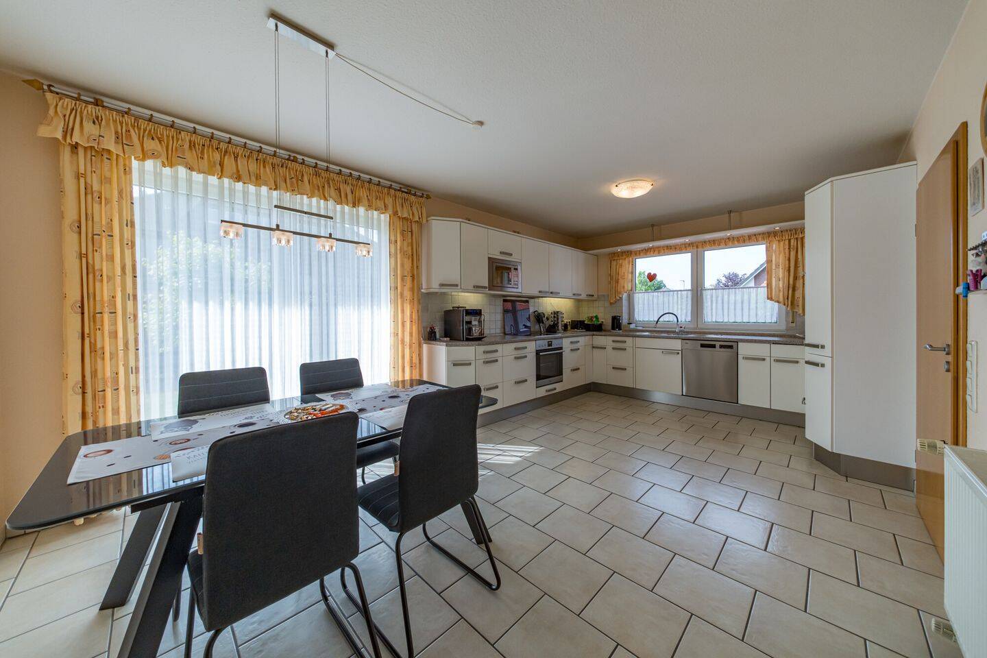 Einfamilienhaus zum Kauf - Mehr