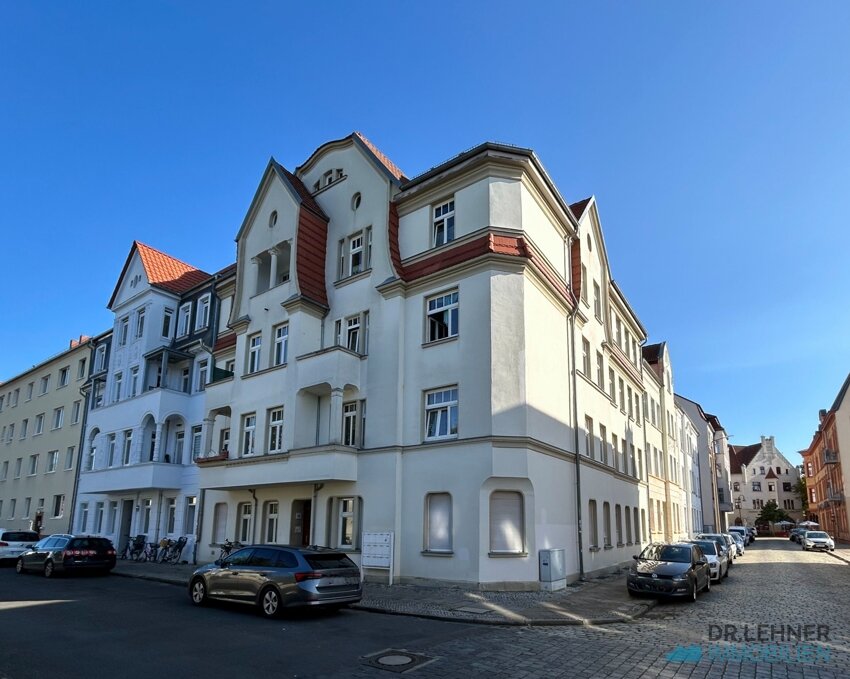 Mehrfamilienhaus zum Kauf 430.000 € 28 Zimmer 630 m²<br/>Wohnfläche 248 m²<br/>Grundstück Wittenberge Wittenberge 19322