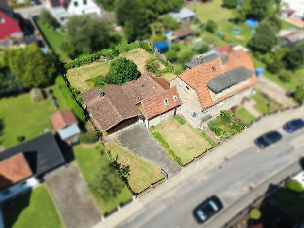 Doppelhaushälfte zum Kauf 198.000 € 6,5 Zimmer 180,5 m² 782 m² Grundstück Bad Pyrmont Bad Pyrmont 31812