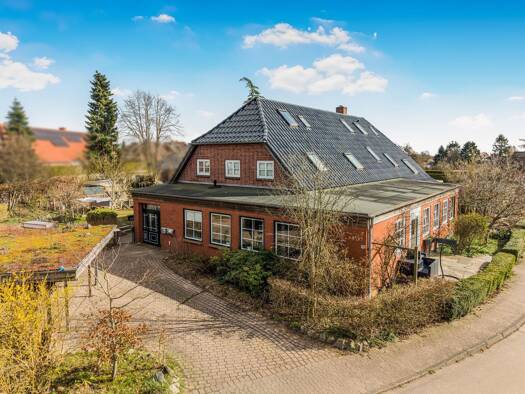 Mehrfamilienhaus zum Kauf 780.000 € 15 Zimmer 400 m² 1.252 m² Grundstück Darry Panker 24321