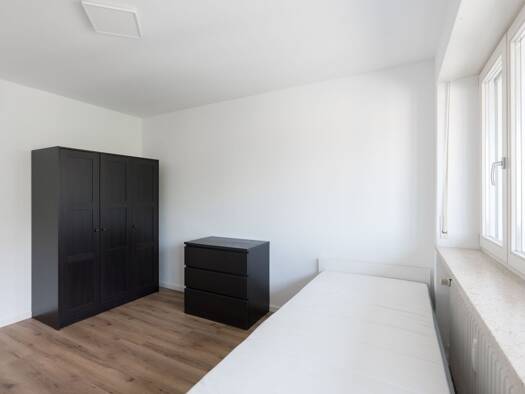 WG-Zimmer zur Miete auf Zeit 450 € 12 m² 3. Geschoss Lechhausen Augsburg 86165
