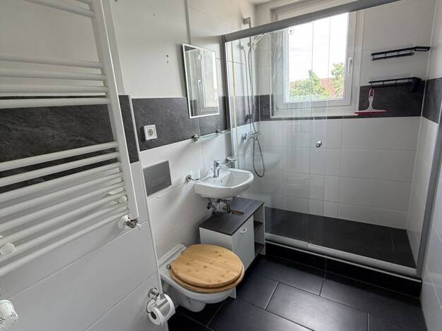 Wohnung zur Miete 400 € 2 Zimmer 49,9 m² 3 Geschosse frei ab sofort Wolfen Bitterfeld-Wolfen 06766