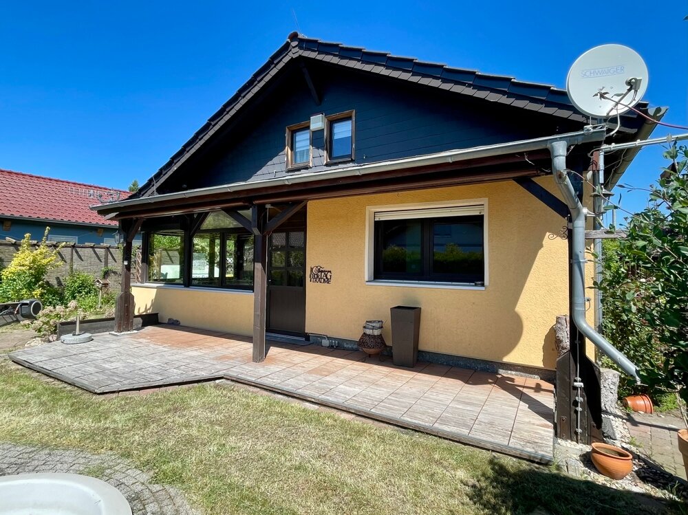 Bungalow zum Kauf 110.000 € 3 Zimmer 60 m²<br/>Wohnfläche 369 m²<br/>Grundstück Elbeu Barleben 39326