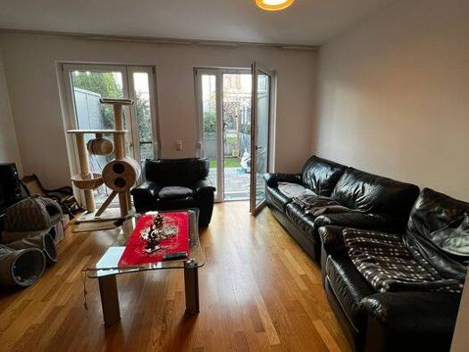 Haus zur Miete Wohnen auf Zeit 1.900 € 5 Zimmer 120 m² frei ab 01.10.2025 Poppenreuth Fürth 90765