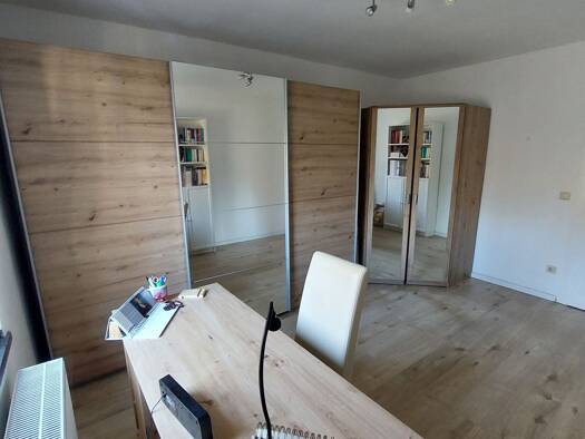 Wohnung zur Miete 532 € 1 Zimmer 44 m² Geschoss 1/2 frei ab 01.04.2026 Bergerhausen Essen 45136