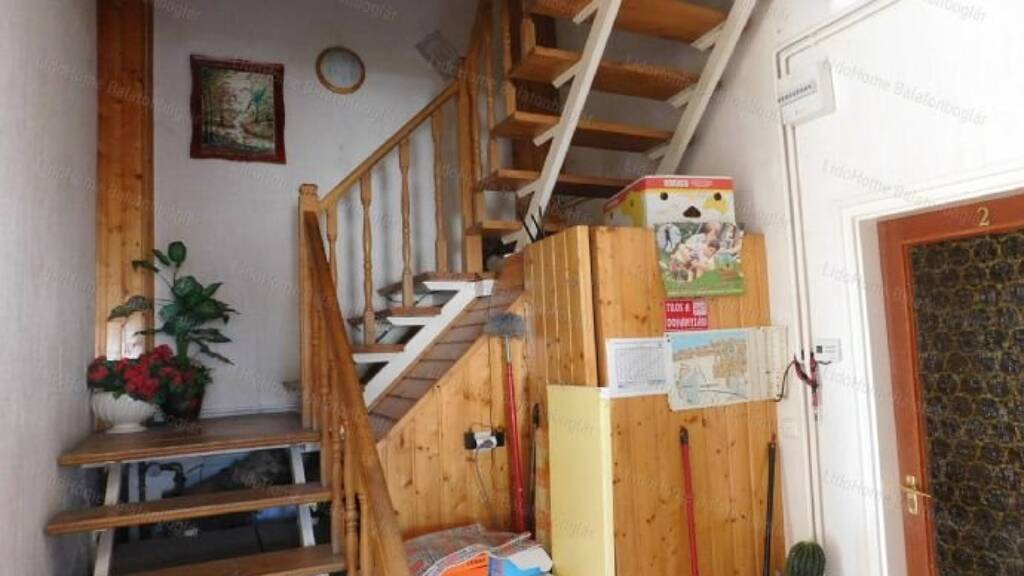 Einfamilienhaus zum Kauf 299.750 € 14 Zimmer 400 m² 437 m² Grundstück Balatonboglár