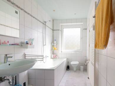 Wohnung zum Kauf 220.000 € 3 Zimmer 87 m² 3. Geschoss Essen 45145