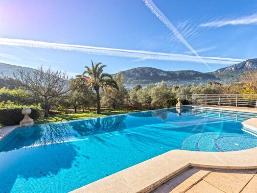 Landhaus zum Kauf provisionsfrei 5.200.000 € 10 Zimmer 500 m² 70.000 m² Grundstück Puigpunyent 07194