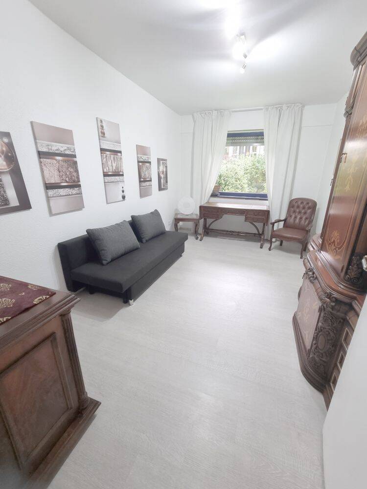 Property thumbnail 11