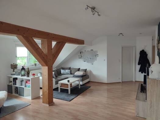 Wohnung zur Miete 810 € 3 Zimmer 92,5 m² Geschoss 2/3 frei ab 01.12.2026 Höchstadt Höchstadt a.d.Aisch 91315