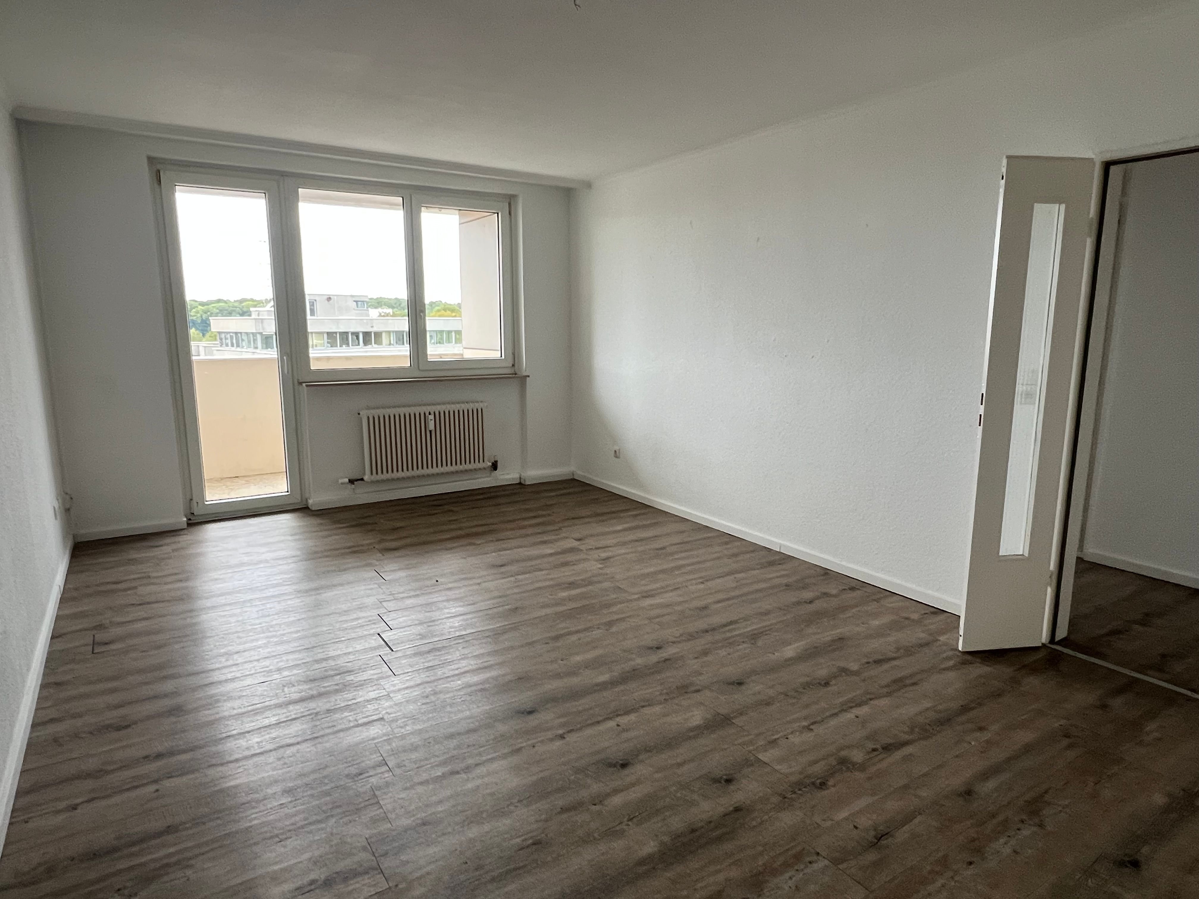 Wohnung zur Miete 1.004 € 3 Zimmer 73 m²<br/>Wohnfläche 5.<br/>Geschoss Marktplatz 13 Schwalbach 65824