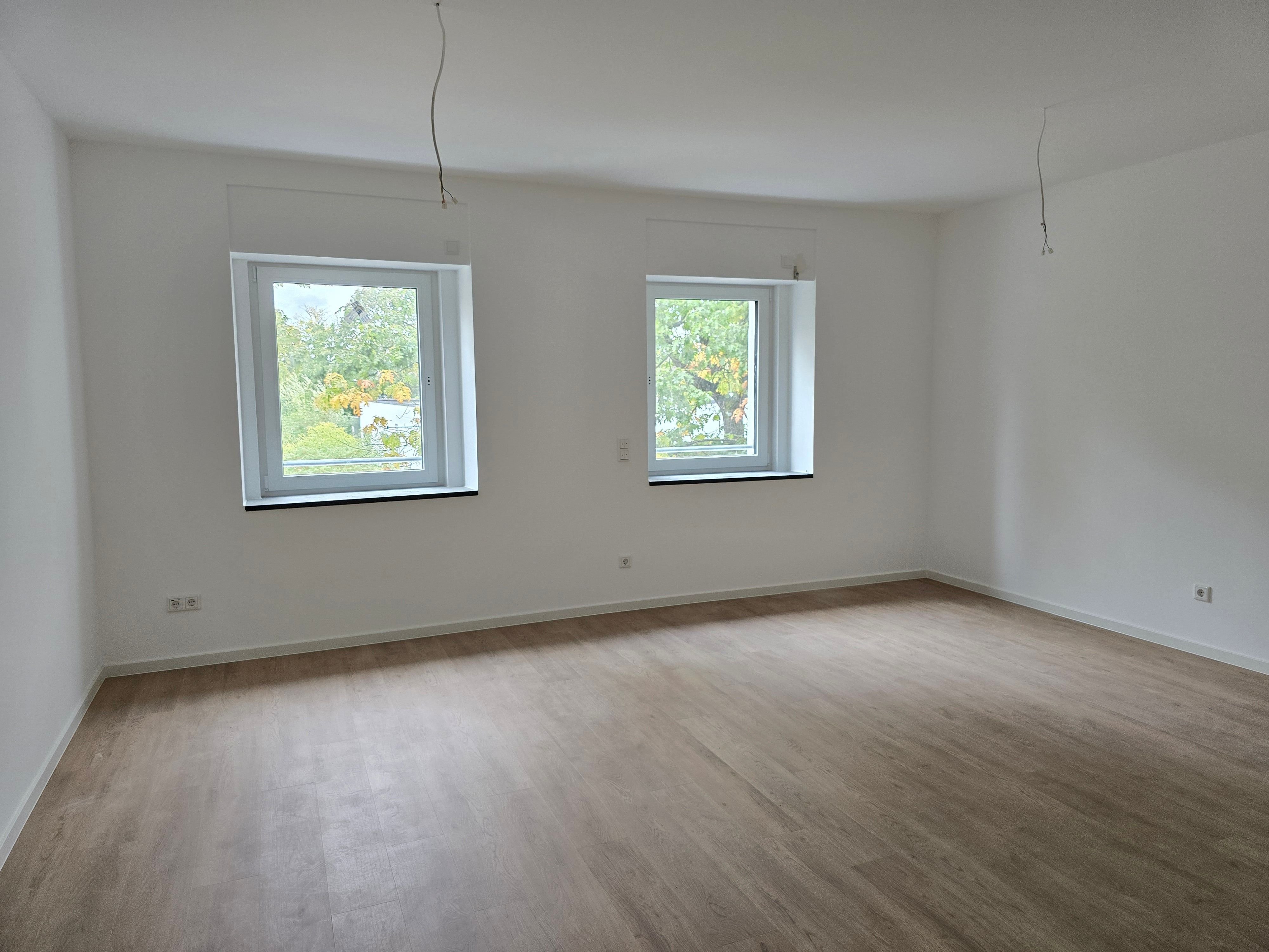 Wohnung zur Miete 1.651 € 4 Zimmer 100,1 m²<br/>Wohnfläche 1.<br/>Geschoss ab sofort<br/>Verfügbarkeit Tullnau Nürnberg 90482