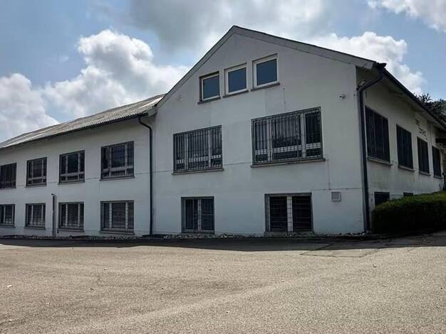 Produktionshalle zur Miete provisionsfrei 3.800 € 984 m² Lagerfläche Kornbühlstraße 100 Salmendingen Burladingen 72393