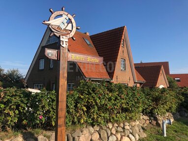 Haus zum Kauf 2.550.000 € 11 Zimmer 241,5 m² 774 m² Grundstück List auf Sylt 25992