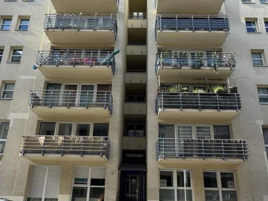 Studio zur Miete 425 € 1 Zimmer 56 m² 2. Geschoss frei ab 01.03.2026 Lutherstraße 18 Neustadt-Neuschönefeld Leipzig 04315