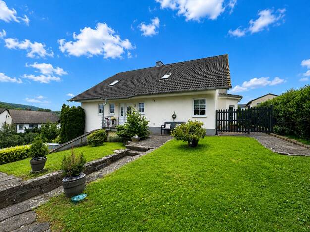 Einfamilienhaus zum Kauf 370.000 € 6 Zimmer 181 m² 770 m² Grundstück Niedermeiser Liebenau 34396