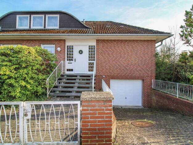 Einfamilienhaus zum Kauf 320.000 € 8 Zimmer 176 m² 904 m² Grundstück Hambühren II Hambühren 29313