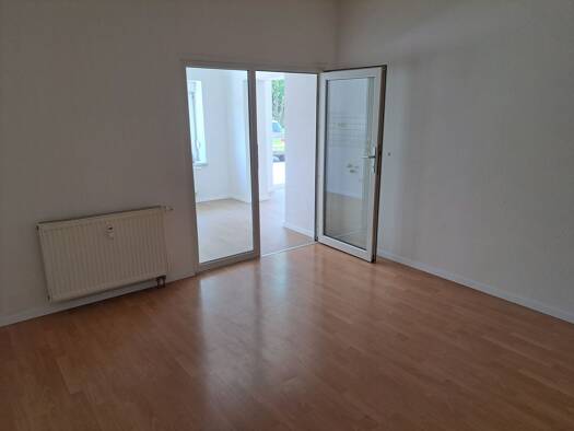 Wohnung zur Miete 320 € 2 Zimmer 51 m² EG frei ab sofort Hospitalstraße 19 Groitzsch 04539