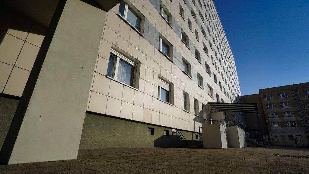 Wohnung zur Miete 330 € 2 Zimmer 41,5 m² 8. Geschoss frei ab 01.08.2026 Kavalierstraße 56 Innenstadt Dessau-Roßlau 06844