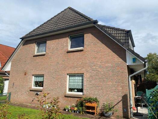 Doppelhaushälfte zum Kauf provisionsfrei 299.900 € 4 Zimmer 100 m² 401 m² Grundstück Bad Bramstedt 24576