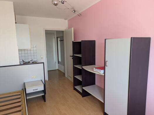 Studio zur Miete 472 € 1 Zimmer 25 m² 4. Geschoss frei ab sofort Henkestraße 69 Innenstadt Erlangen 91052