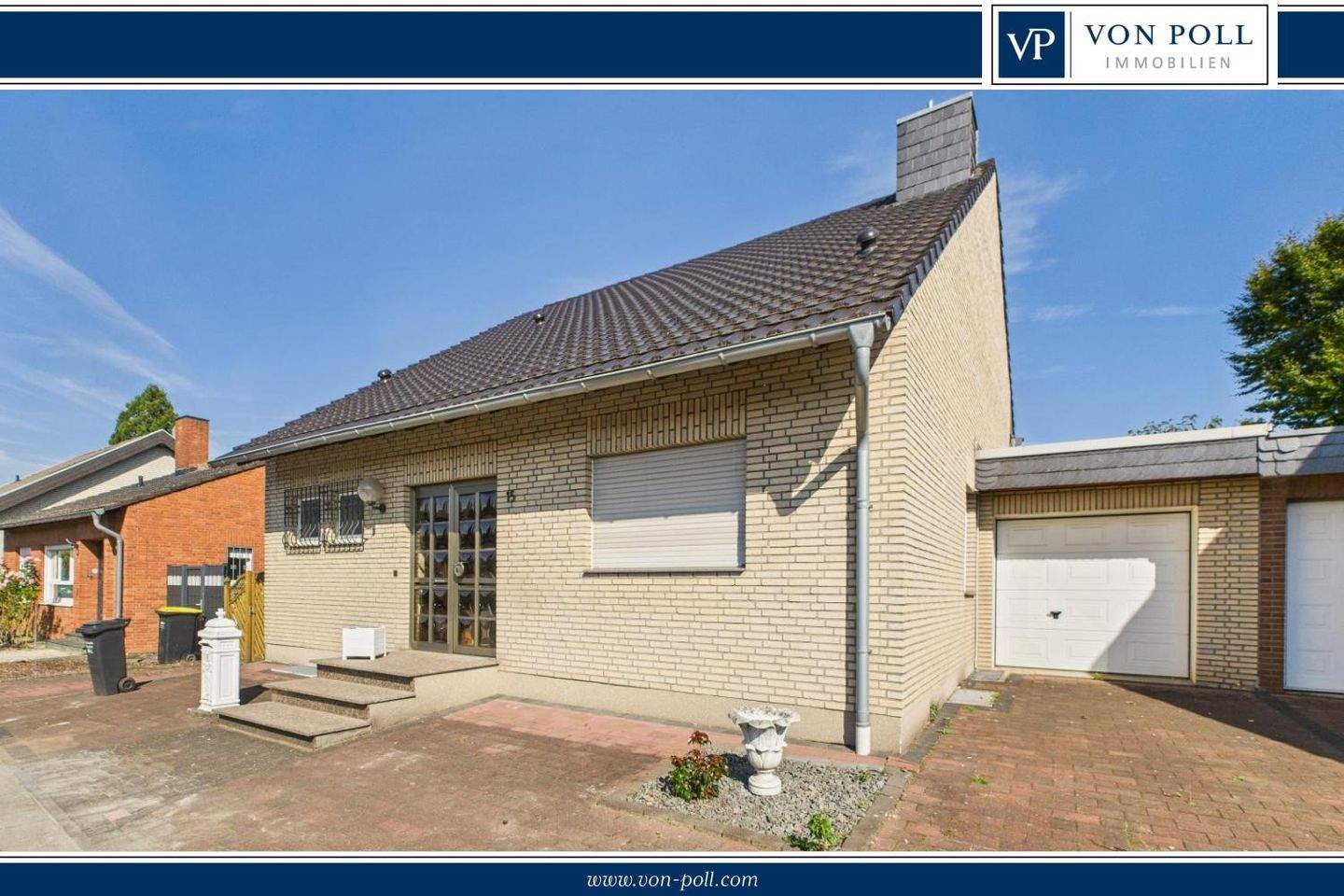 Zeitlose Eleganz in Split-Level-Bauweise – mit Kamin, Garage und Dachausbauoption