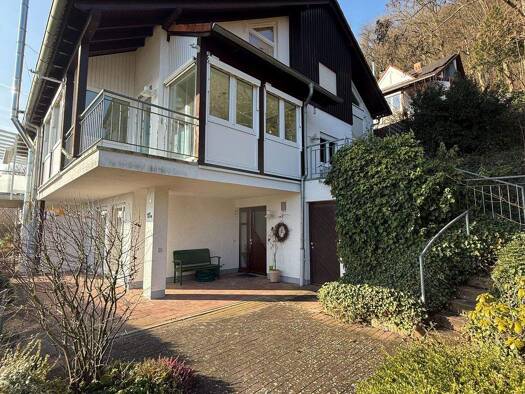 Doppelhaushälfte zur Miete 1.400 € 4 Zimmer 141 m² 279 m² Grundstück Gelnhausen 63571