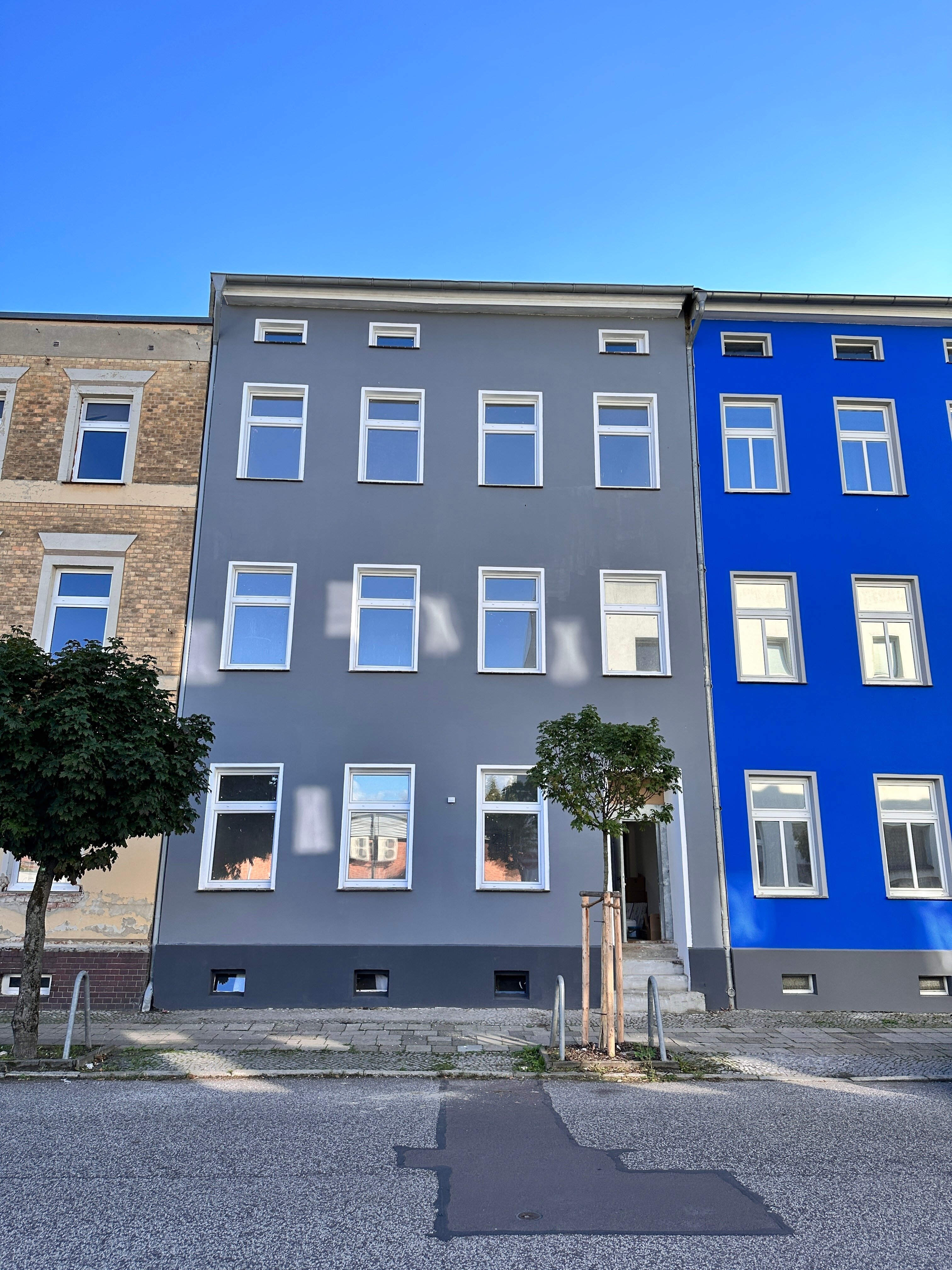 Mehrfamilienhaus zum Kauf als Kapitalanlage geeignet 270.000 € 8 Zimmer 185 m²<br/>Wohnfläche 289 m²<br/>Grundstück Schönebeck Schönebeck 39218