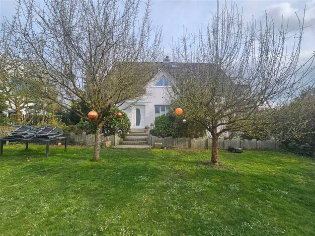 Einfamilienhaus zum Kauf 979.000 € 6 Zimmer 250 m² 1.080 m² Grundstück Eckenhaid Eckental 90542