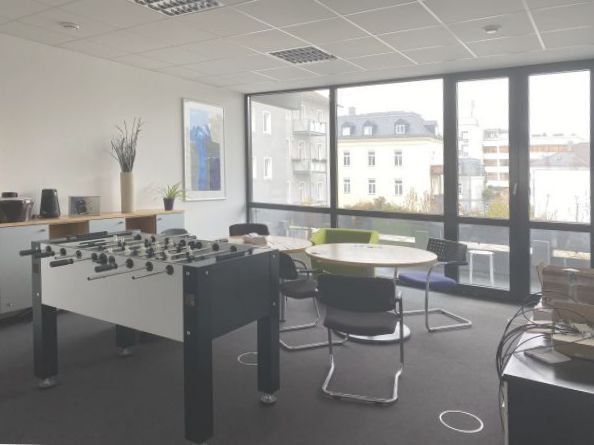 Bürofläche zur Miete 5.395 € 12 Zimmer 415 m²<br/>Bürofläche Innerer Osten Regensburg 93055