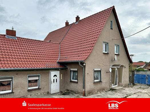 Doppelhaushälfte zum Kauf 56.000 € 4 Zimmer 100 m² 588 m² Grundstück frei ab sofort Gleina Gleina 06632