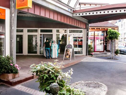 Wohnung zur Miete 350 € 1 Zimmer 50 m² Geschoss 2/3 frei ab sofort Gothaer Straße 4 Suhl 98527