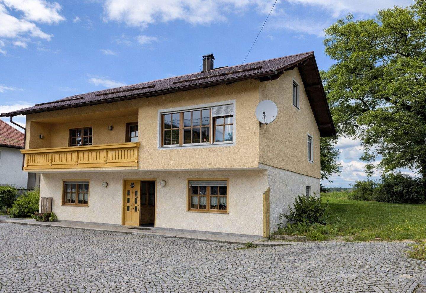 Immobilie in Windorf - Großzügiges landwirtschaftliches Anwesen mit ca. 53.000 m² Grund - Wohnen &  Landwirtschaft! - Bild 0