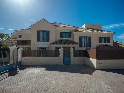 Reihenhaus zum Kauf 895.000 € 3 Zimmer 191 m² Calle Jardin Del Golf Benahavís 29679
