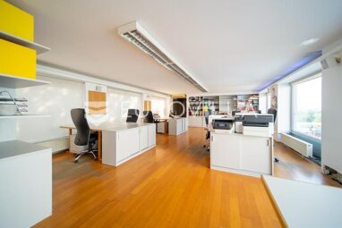 Büro-/Praxisfläche zum Kauf 398.850 € Kustosija 10000