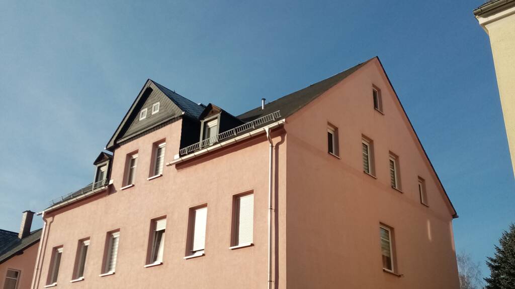Wohnung zur Miete 715 € 5 Zimmer 110 m² 2. Geschoss frei ab sofort Lutherstraße 5 Oelsnitz Oelsnitz/Erzgebirge 09376