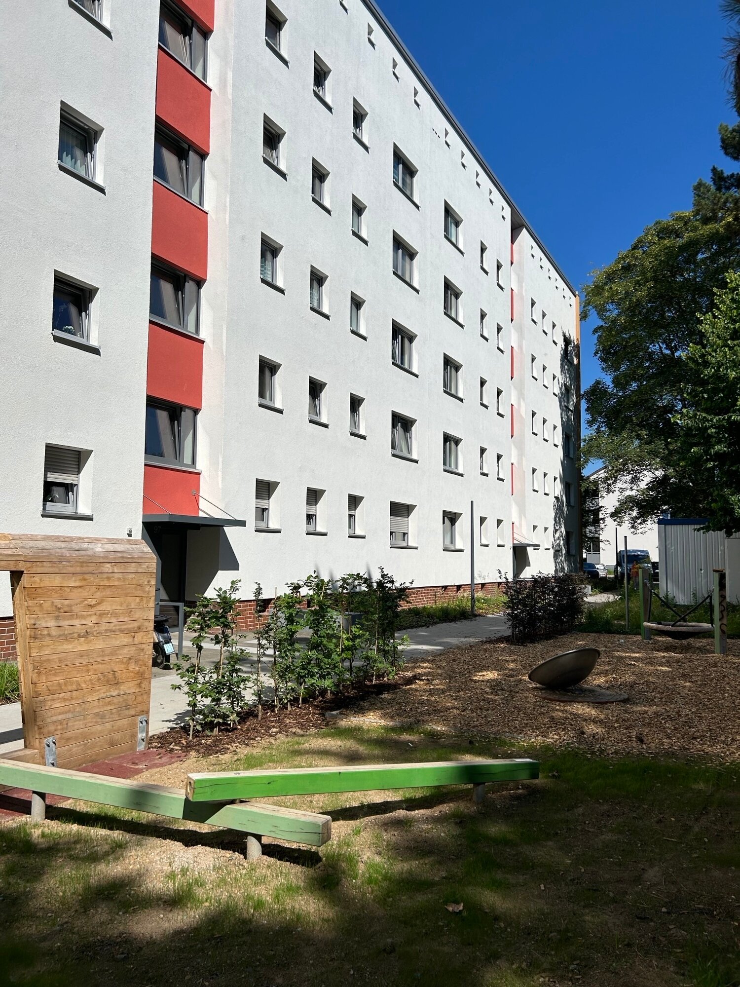 Wohnung zur Miete 1.032 € 4 Zimmer 74,1 m²<br/>Wohnfläche 1.<br/>Geschoss 16.12.2024<br/>Verfügbarkeit Schaumburger Straße 95 Sossenheim Frankfurt am Main 65936