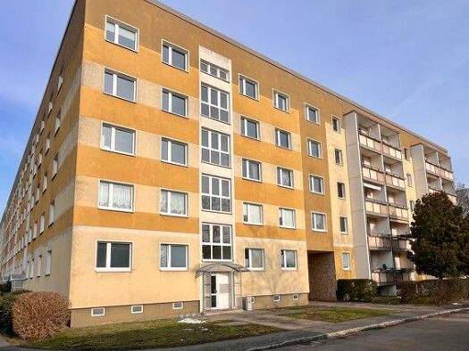 Wohnung zur Miete 654 € 5 Zimmer 95,9 m² 4. Geschoss frei ab 01.06.2026 Jessener Str. 5 Leuben Dresden 01257