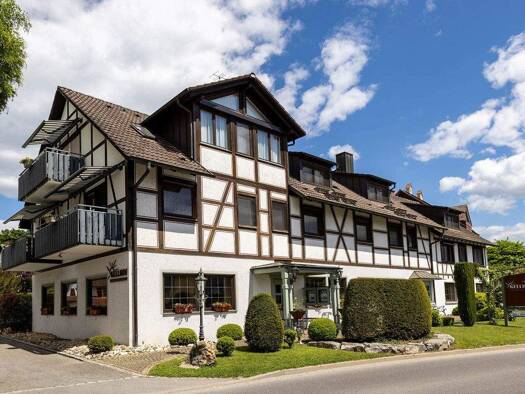 Mehrfamilienhaus zum Kauf 2.300.000 € 20 Zimmer 880 m² 1.866 m² Grundstück Hemmenhofen Gaienhofen / Hemmenhofen 78343