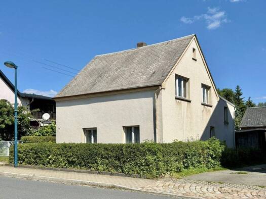 Einfamilienhaus zum Kauf 79.000 € 6 Zimmer 86 m² 554 m² Grundstück Oelsnitz Oelsnitz/Erzgebirge / Neuoelsnitz 09376