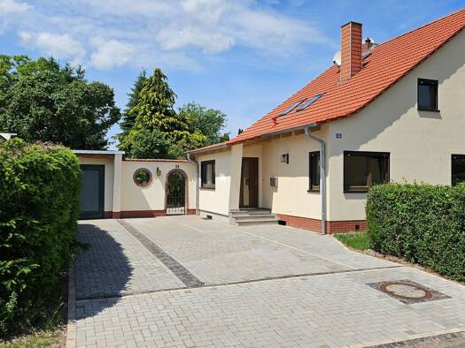 Doppelhaushälfte zur Miete 1.090 € 4 Zimmer 107 m² frei ab sofort Thüringer Straße 34 Mühlhausen Mühlhausen/Thüringen 99974